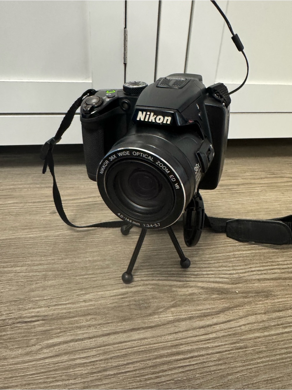 Nikon COOLPIX P500 12.1MP Digital Camera Black 36x Zoom w/ 2 batteries Charger